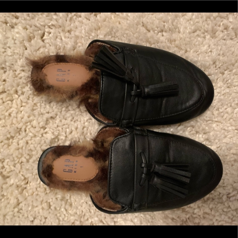 Girls size 1 mules.  Black with tassel.